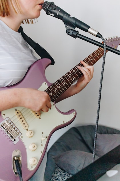 Guitar Lessons for Teens: A Path to Mastery